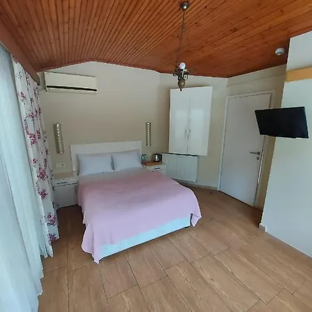 Gunes Hotel